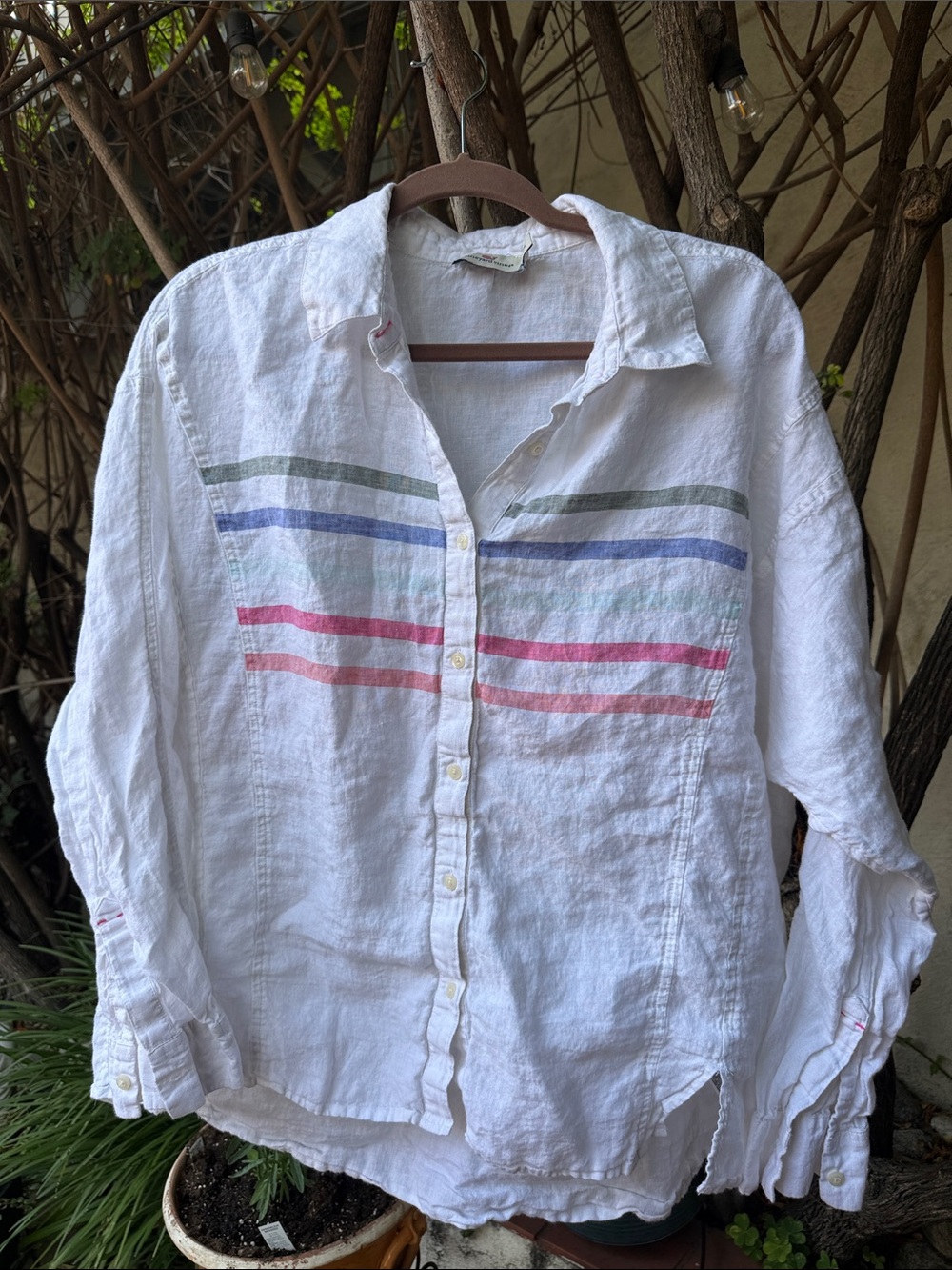 Vineyard Vines White Button-Down Shirt with Pastel Stripes